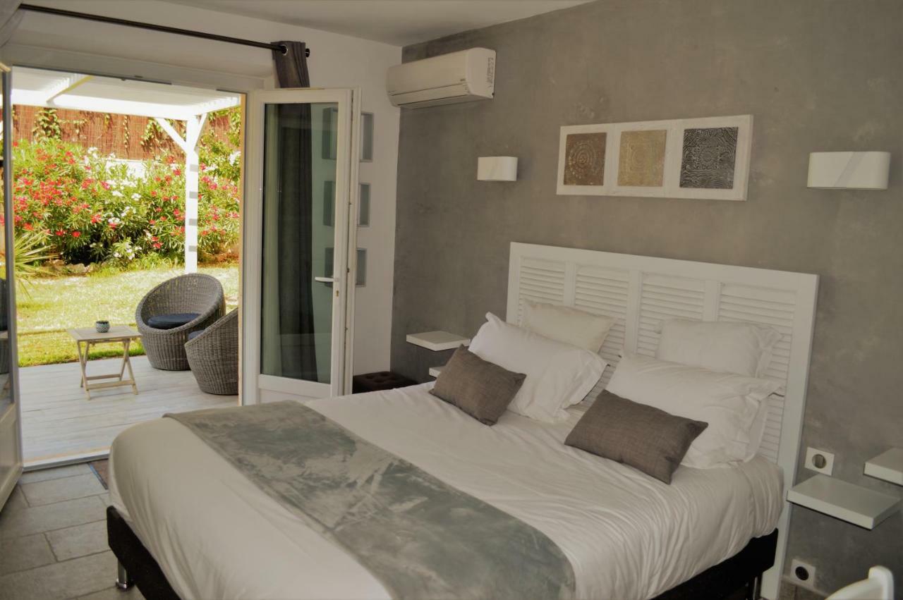 Villa La Terre Des Lauriers Vallauris Exterior photo