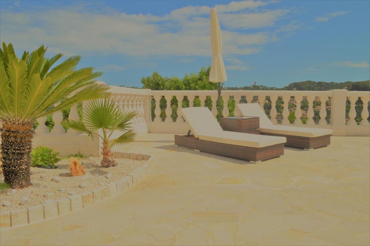 Villa La Terre Des Lauriers Vallauris Exterior photo